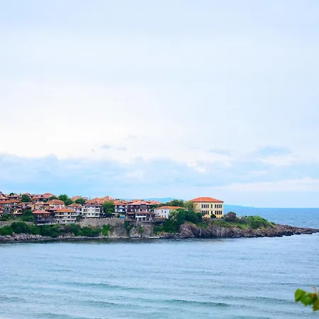 Effect Saint Mina 2*