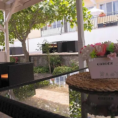 Effect Saint Mina - Self Check-in 2* Sozopol